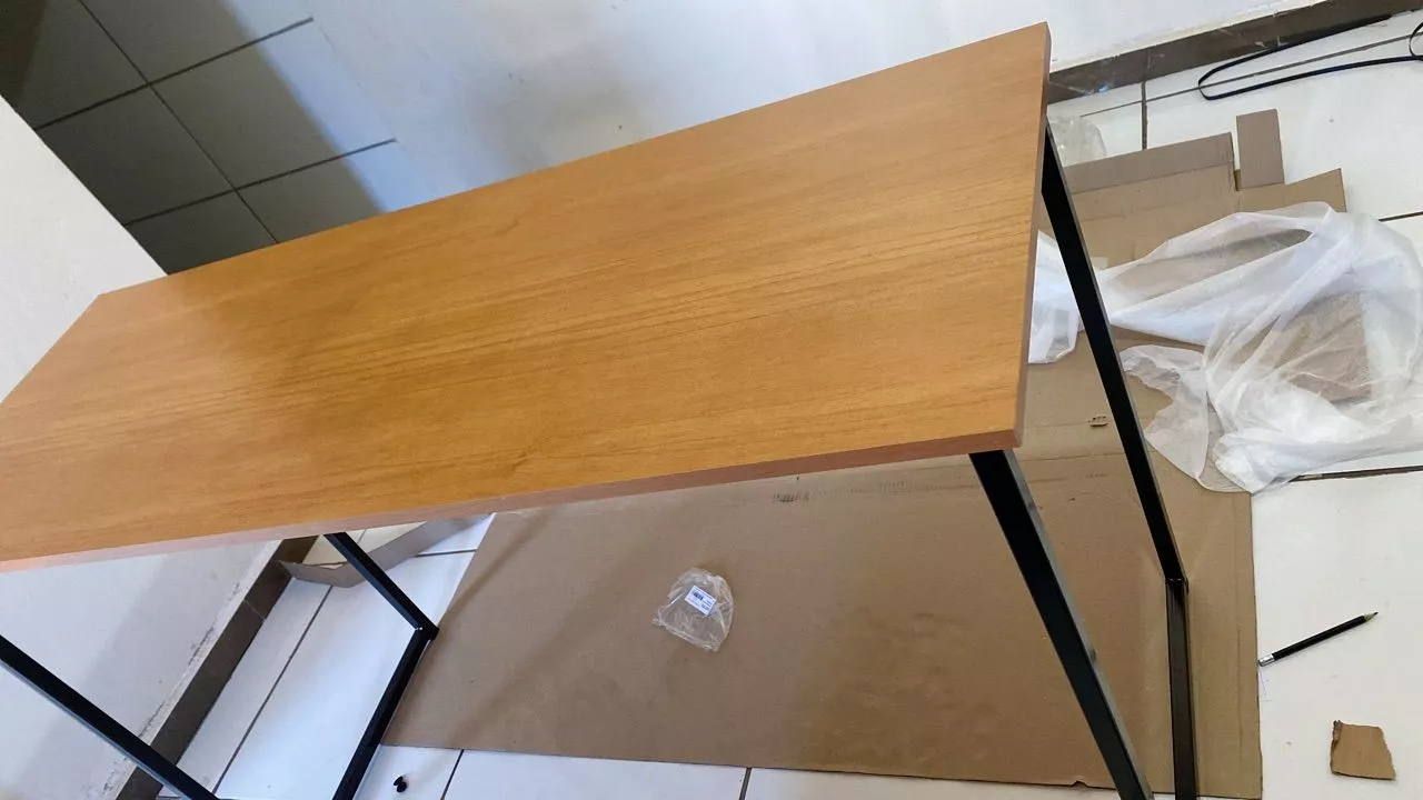 Foto da avaliação da Maria - mesa montada em casa